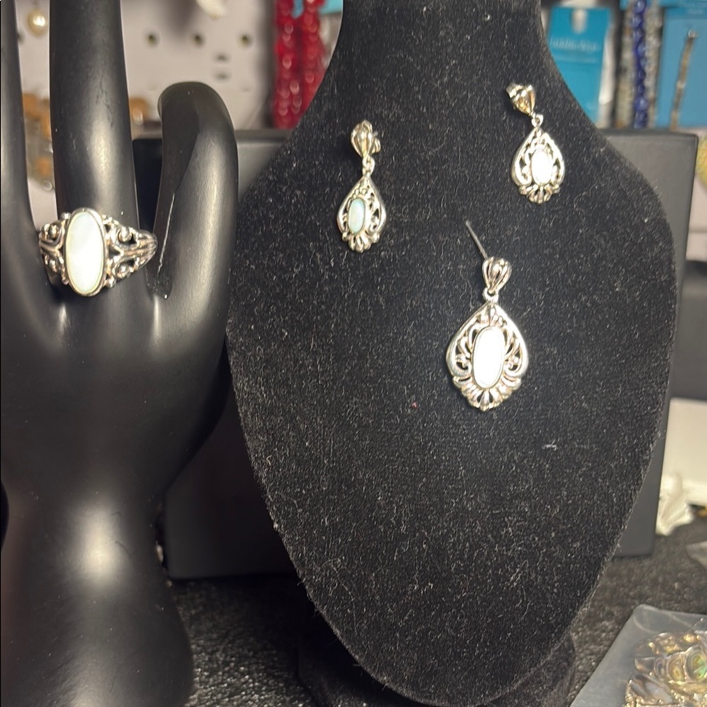 Elegant Silver and White Jewelry Set